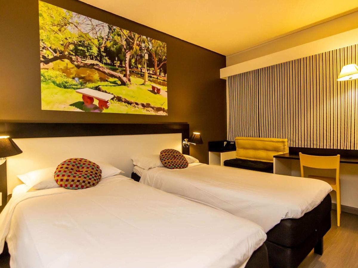 ホテル Ibis Styles Porto Alegre Centro -5 Minutos Da Rodoviaria E Do Moinhos De Vento エクステリア 写真